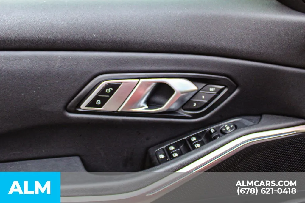 BMW 3 Series photo 33