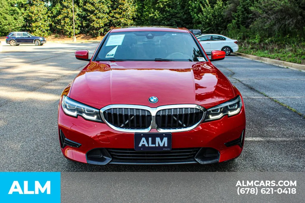 BMW 3 Series photo 8