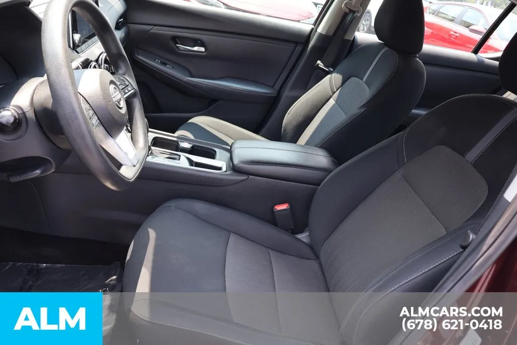 Nissan Sentra photo 10