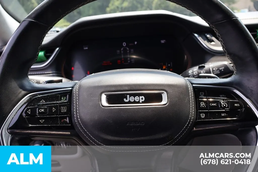 Jeep Grand Cherokee L photo 32