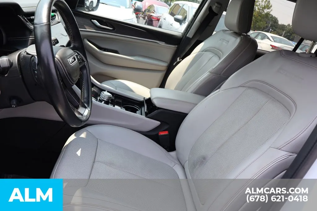 Jeep Grand Cherokee L photo 15