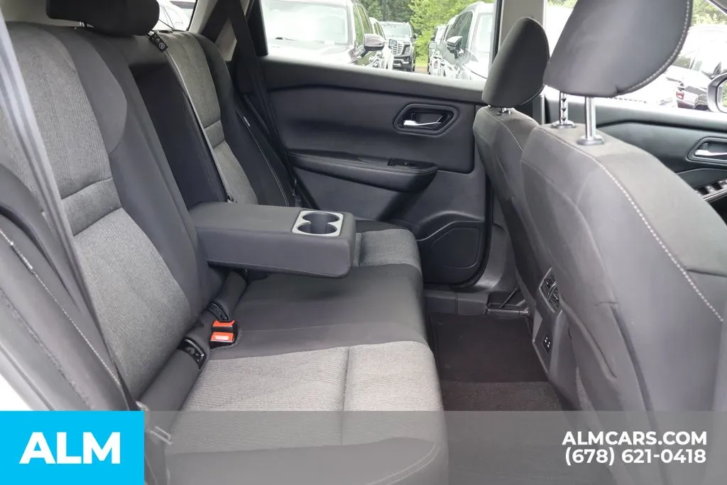 Nissan Rogue photo 22