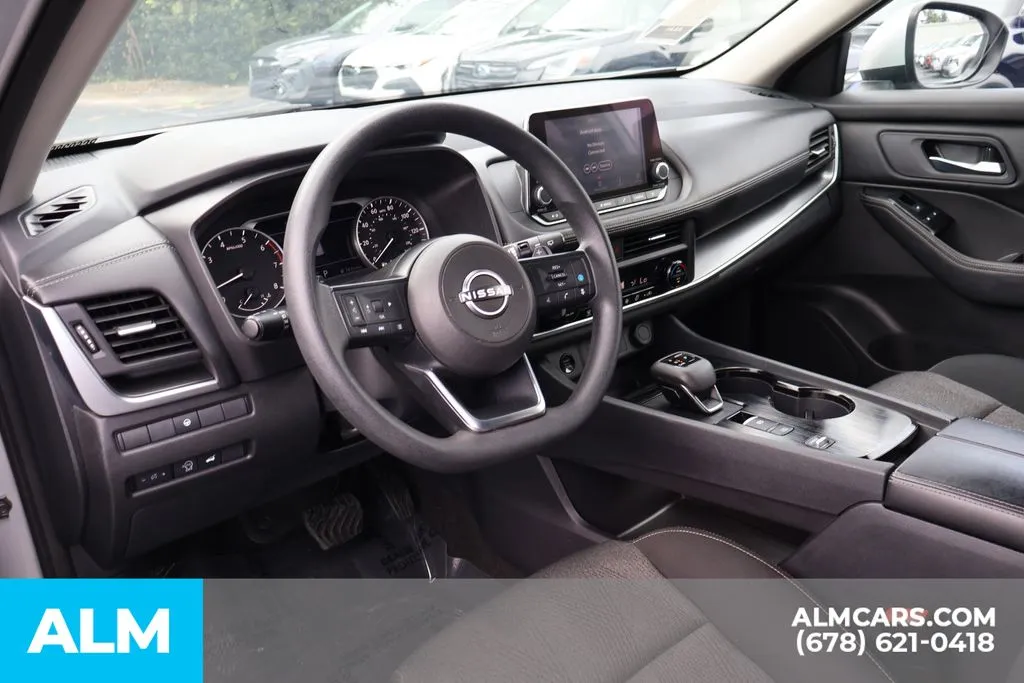 Nissan Rogue photo 9