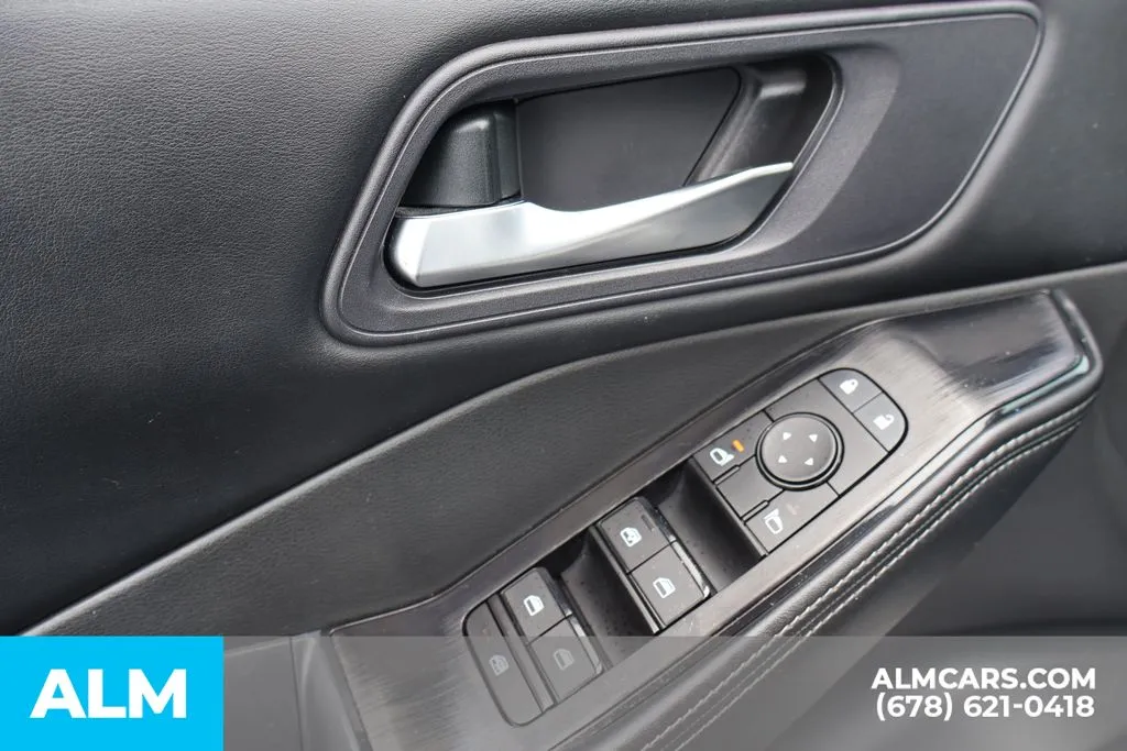 Nissan Rogue photo 15