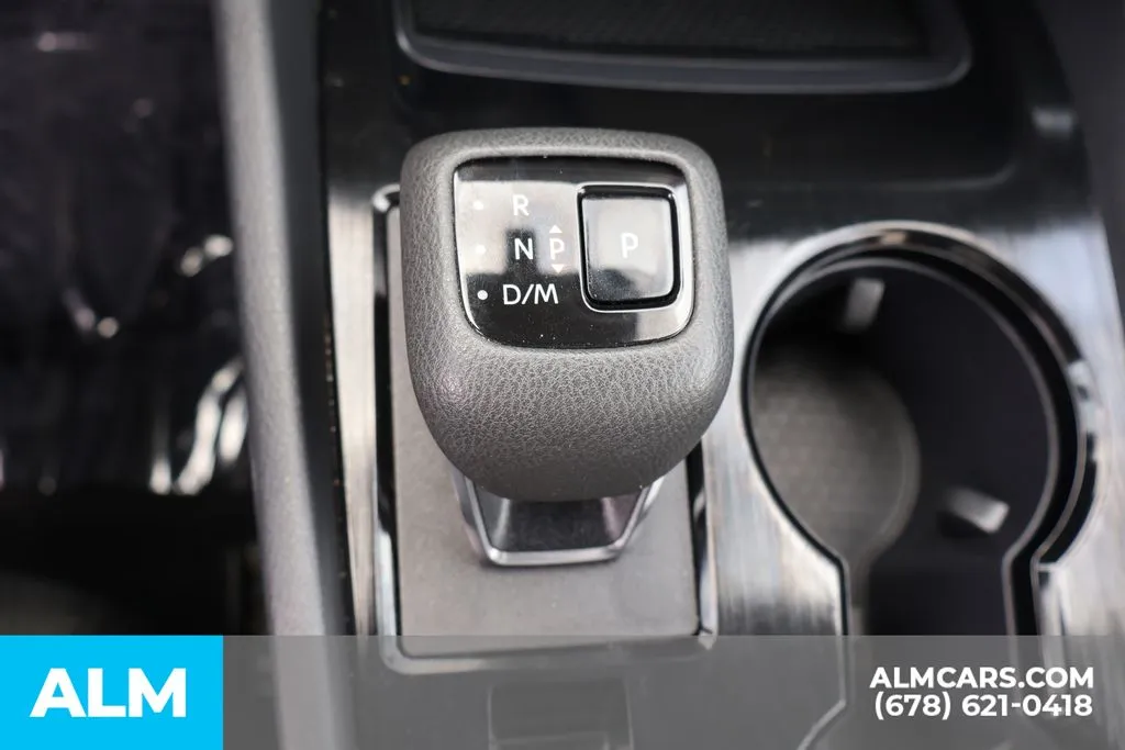 Nissan Rogue photo 34