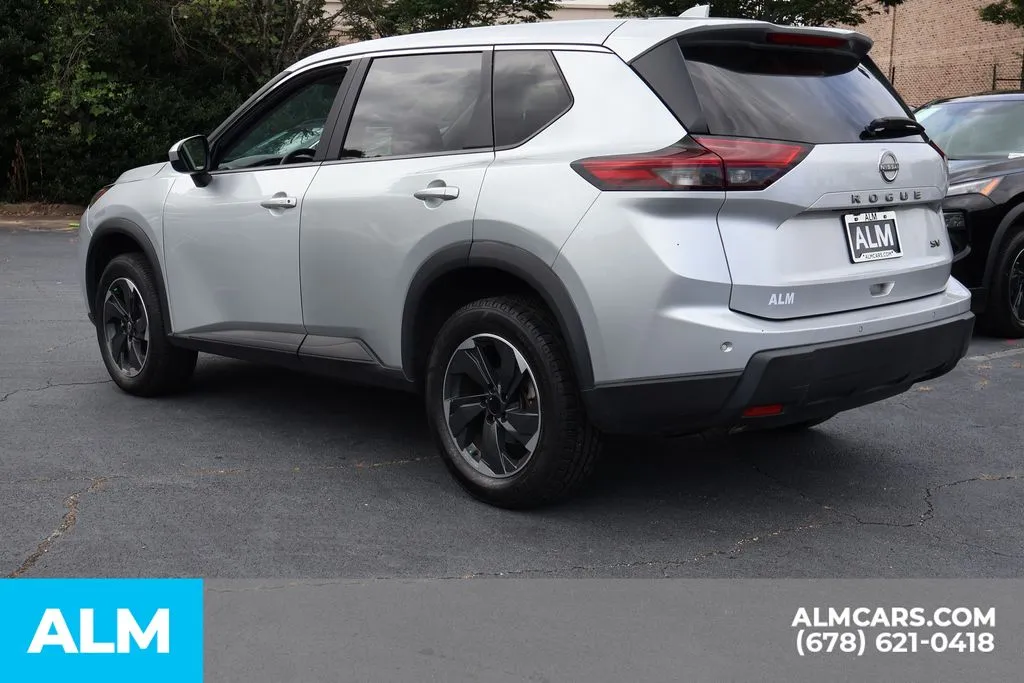Nissan Rogue photo 8