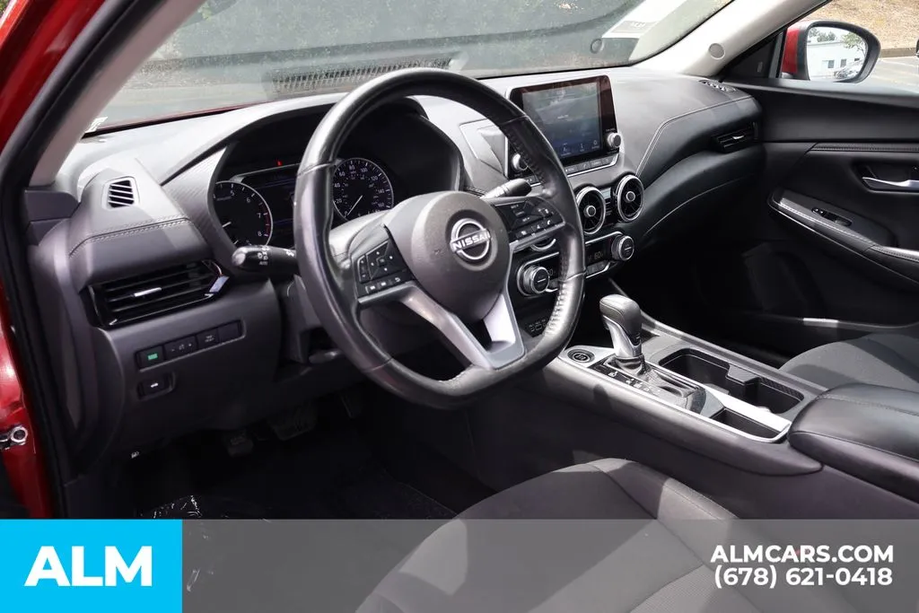 Nissan Sentra photo 9