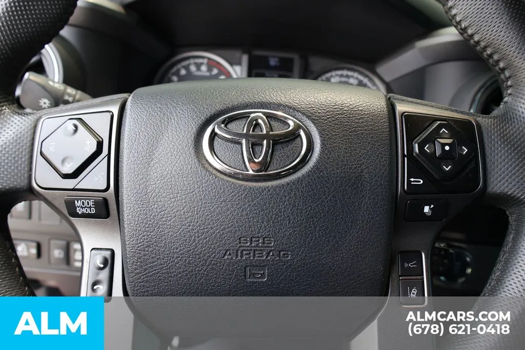 Toyota Tacoma photo 28