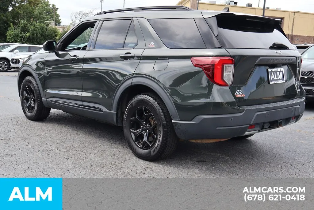 Ford Explorer photo 8