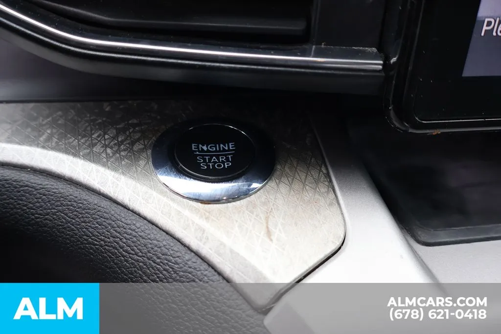 Ford Explorer photo 35