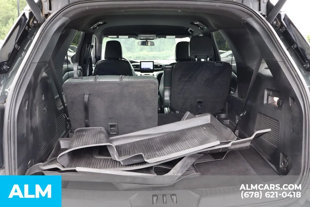 Ford Explorer photo 22