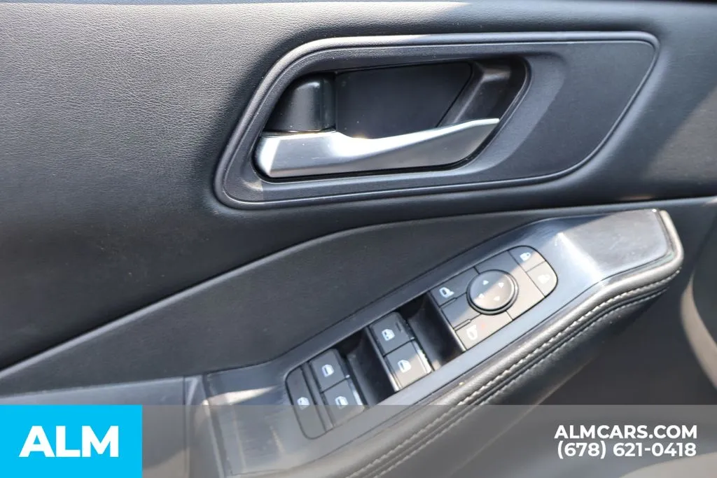 Nissan Rogue photo 15