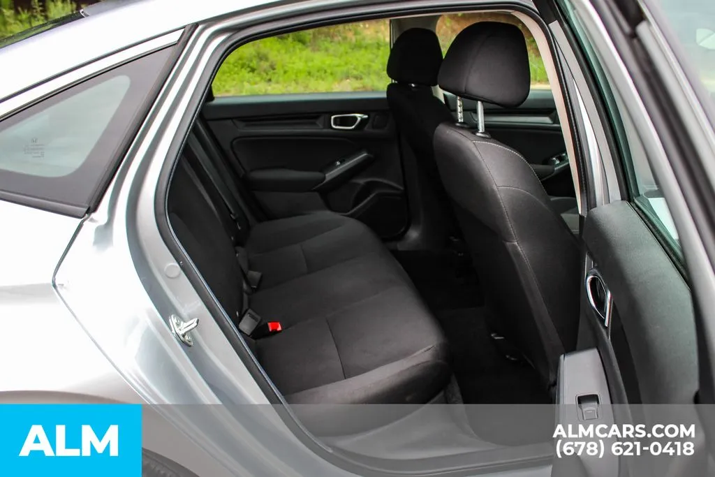 Honda Civic photo 18