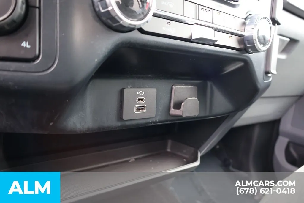Ford F-150 photo 35