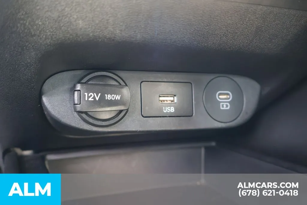 Hyundai Elantra photo 30