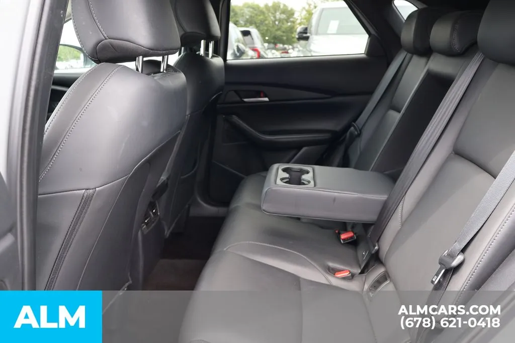 Mazda CX-30 photo 17