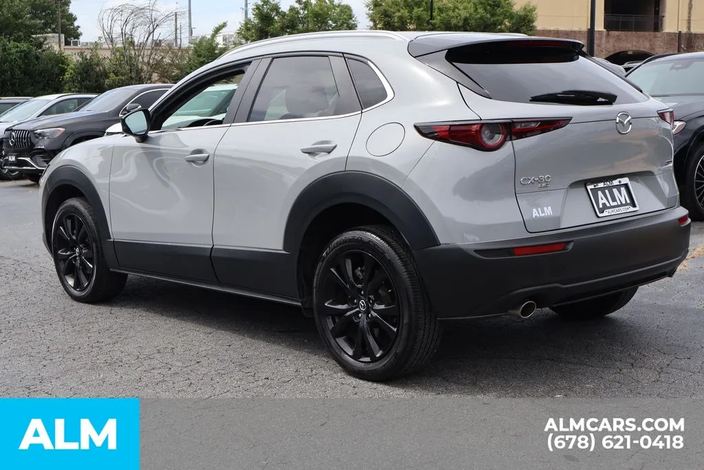 Mazda CX-30 photo 8