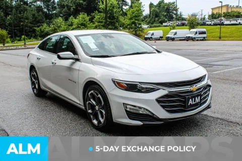 More photos of 2024 Chevrolet Malibu LT at ALM Gwinnett, GA