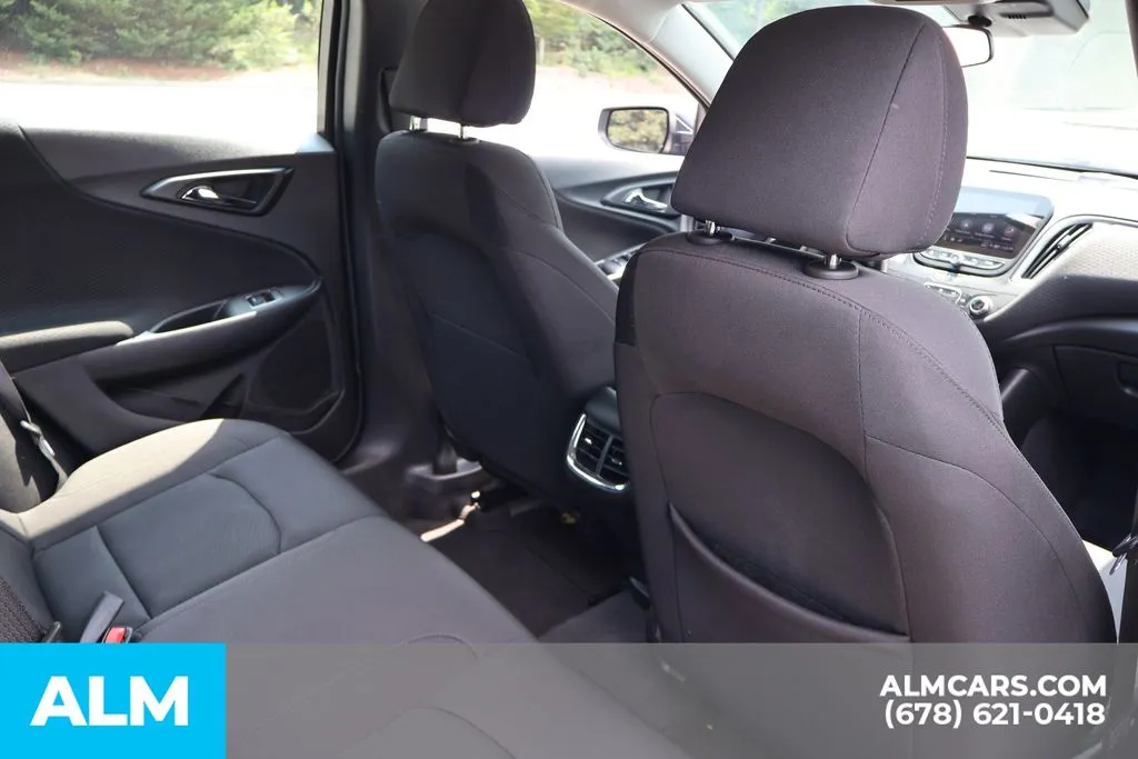 Chevrolet Malibu photo 21