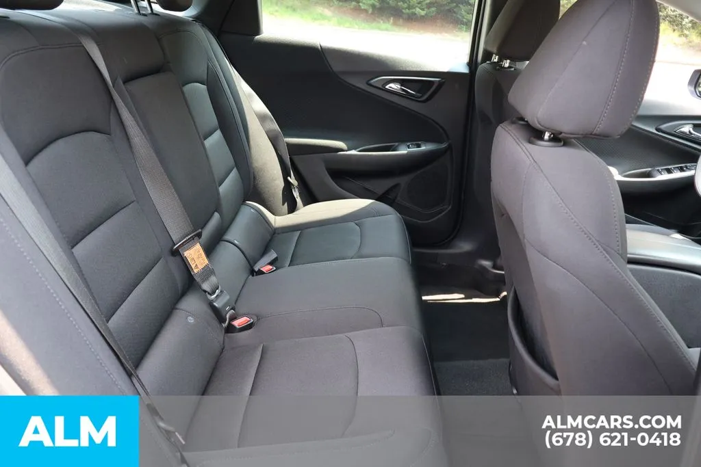 Chevrolet Malibu photo 20
