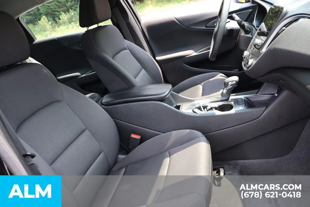 Chevrolet Malibu photo 24