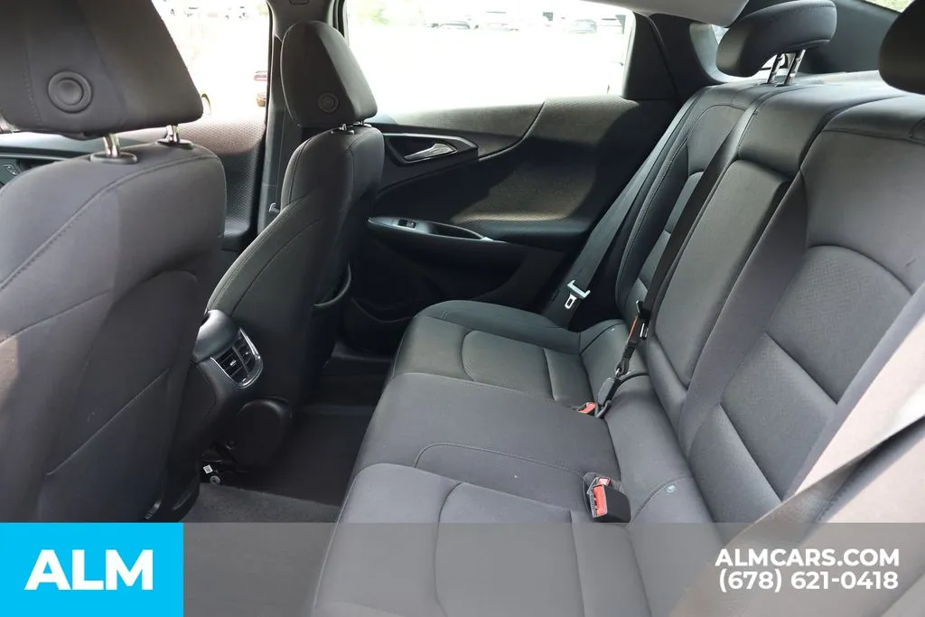 Chevrolet Malibu photo 17