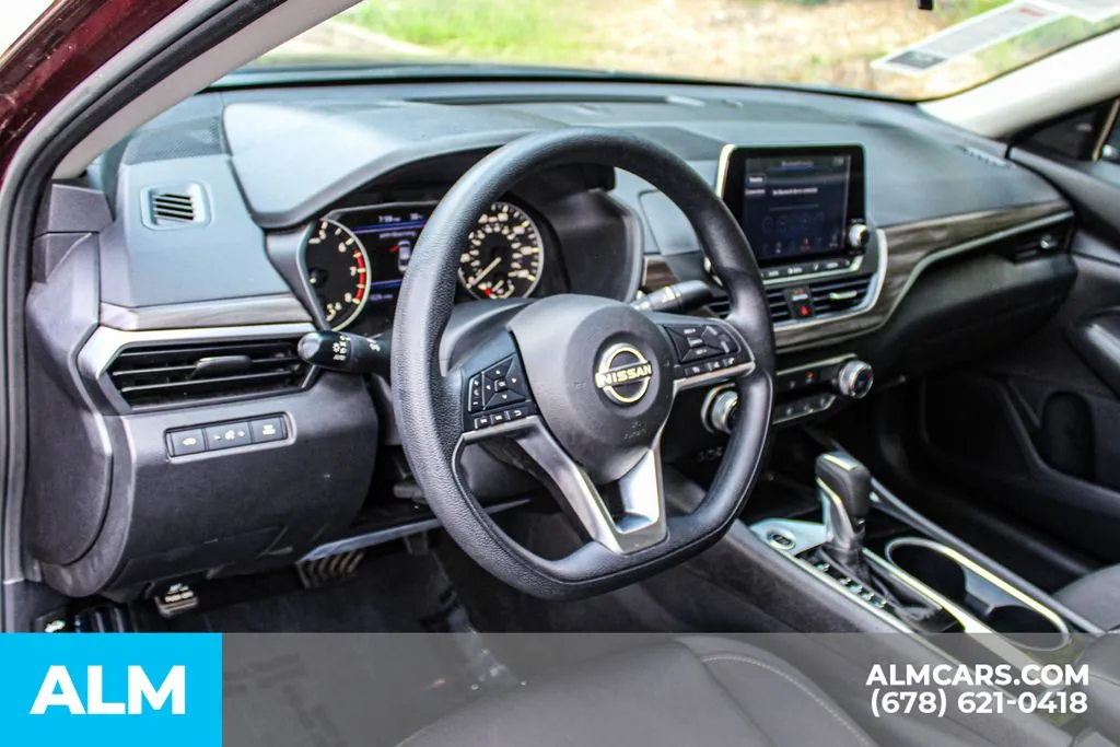 Nissan Altima photo 21
