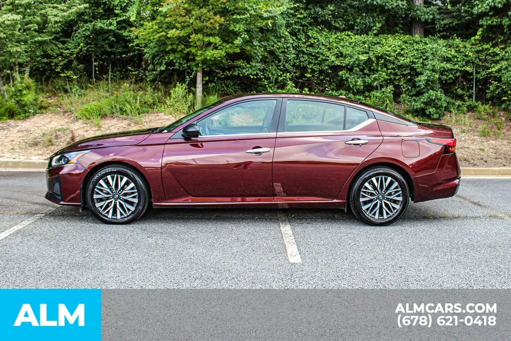 Nissan Altima photo 6