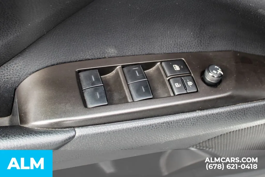 Toyota Camry photo 37