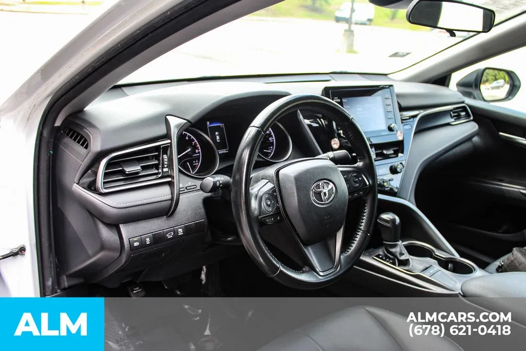 Toyota Camry photo 21