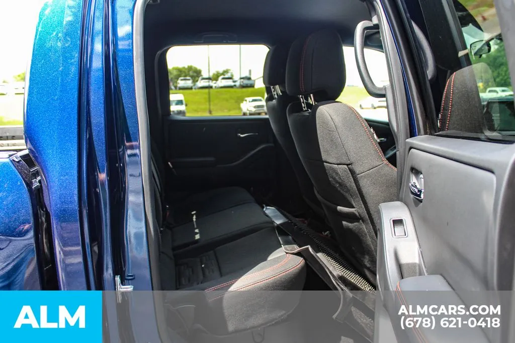 Nissan Frontier photo 18