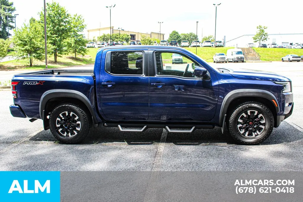 Nissan Frontier photo 8