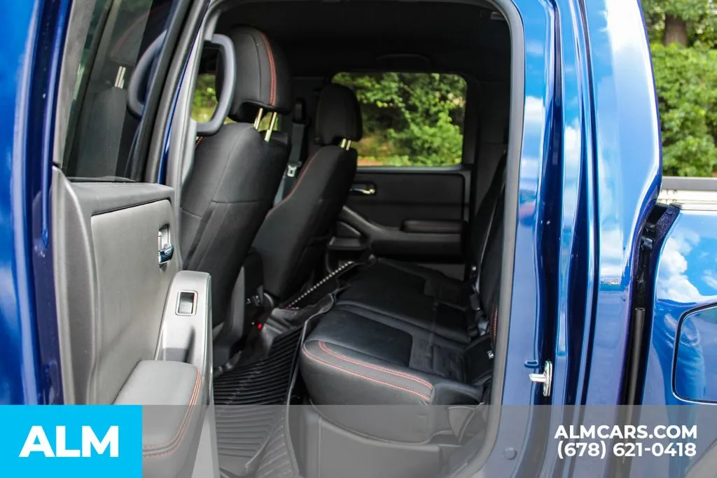 Nissan Frontier photo 17