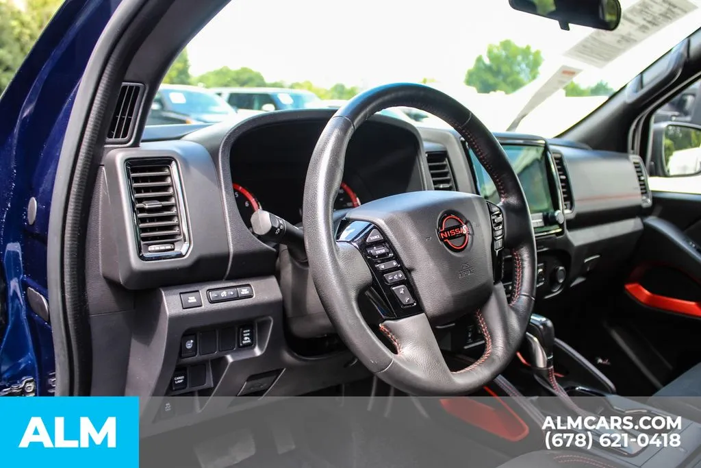 Nissan Frontier photo 30