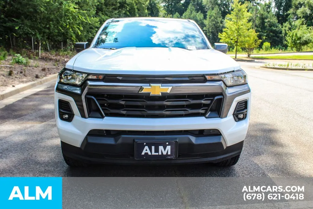 Chevrolet Colorado photo 8