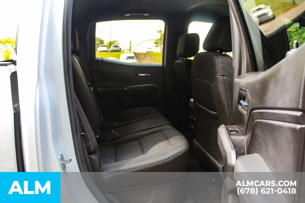 Chevrolet Colorado photo 17