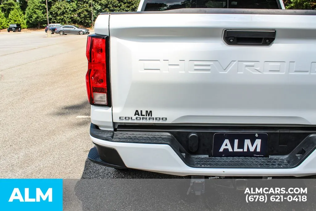 Chevrolet Colorado photo 11