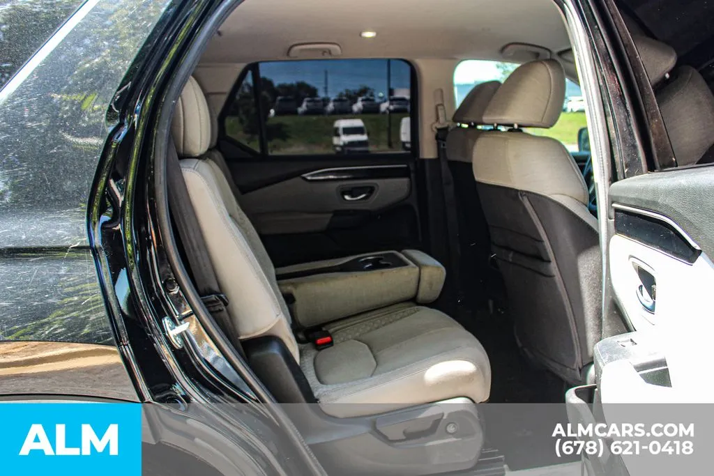 Honda Pilot photo 18