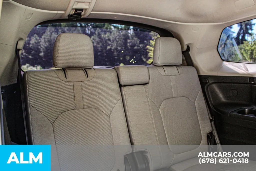 Honda Pilot photo 17