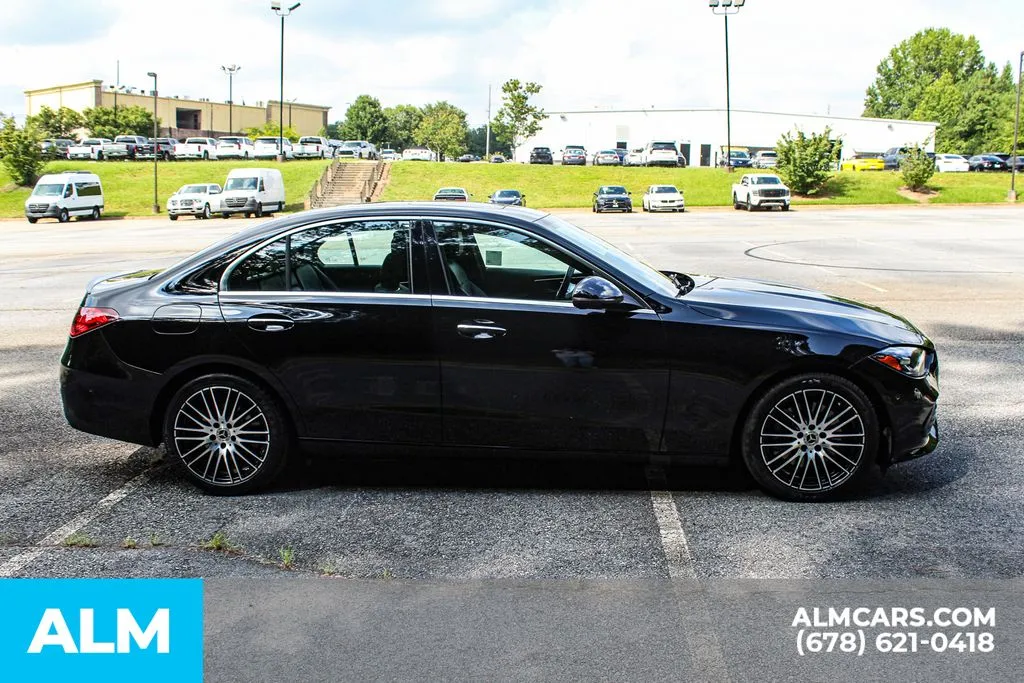 Mercedes-Benz C-Class photo 8