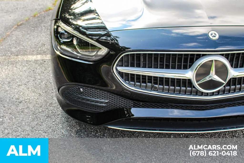 Mercedes-Benz C-Class photo 11