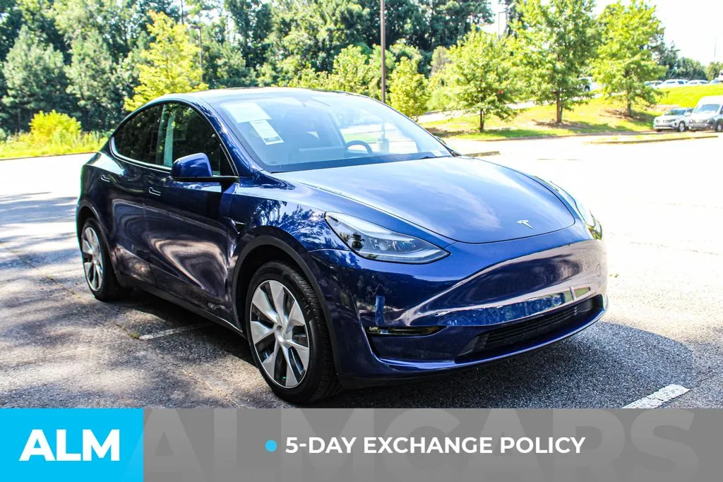 Tesla Model Y photo 3