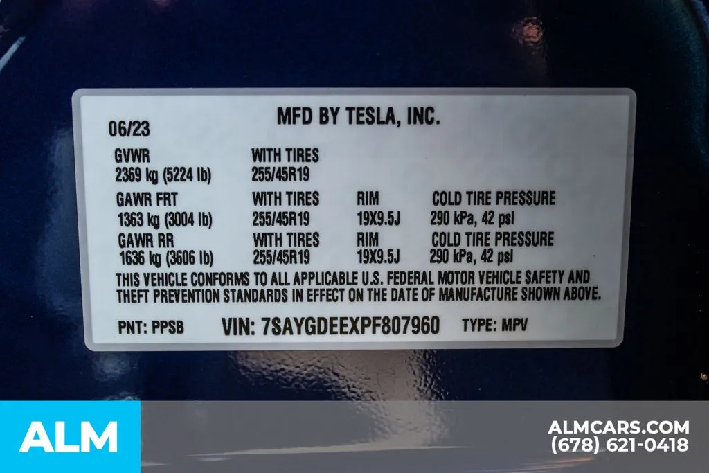 Tesla Model Y photo 34