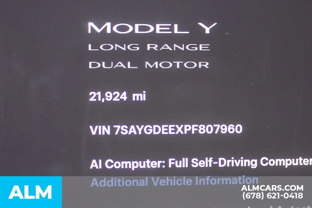 Tesla Model Y photo 33