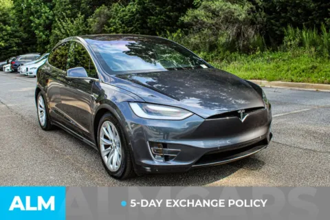 More photos of 2016 Tesla Model X 90D at ALM Gwinnett, GA
