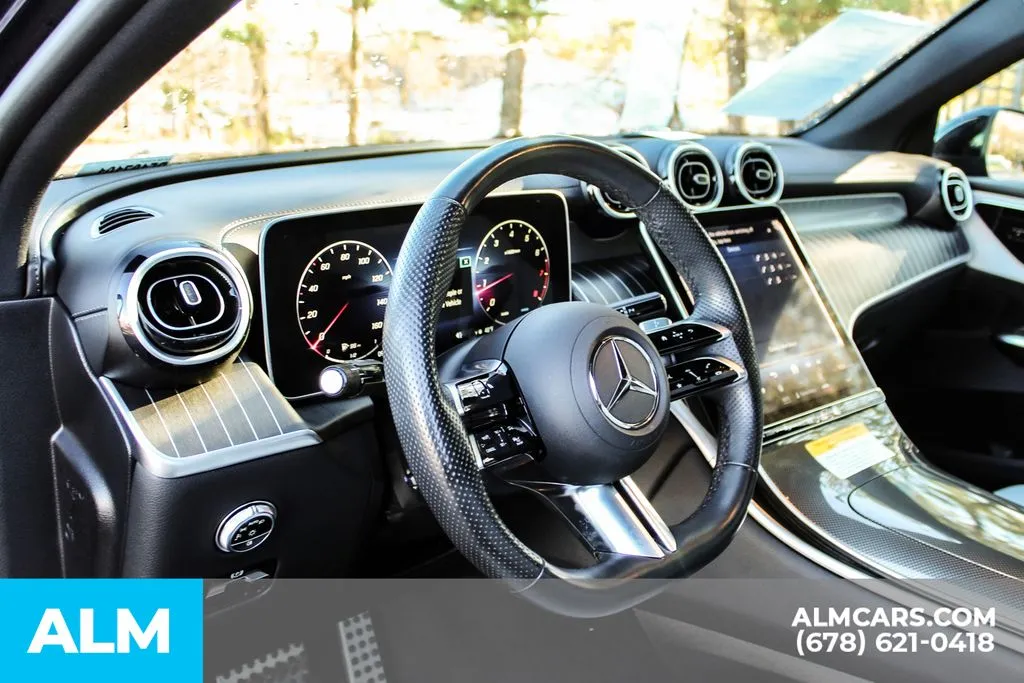 Mercedes-Benz GLC photo 29
