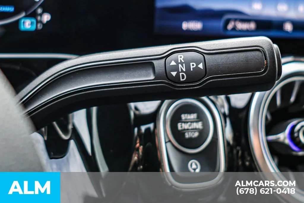 Mercedes-Benz GLA photo 34