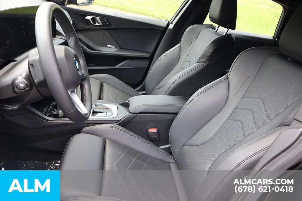 BMW 2 Series photo 15
