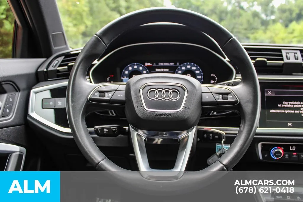Audi Q3 photo 26
