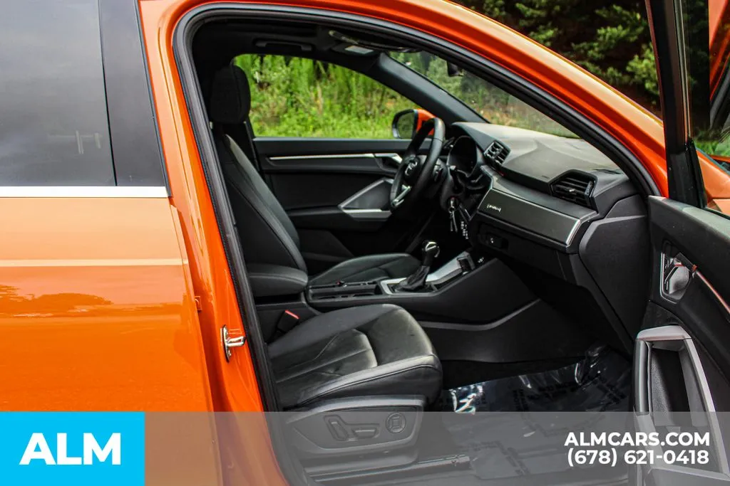 Audi Q3 photo 20